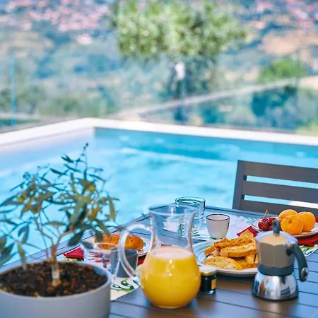 Lauri With Private Pool Villa *